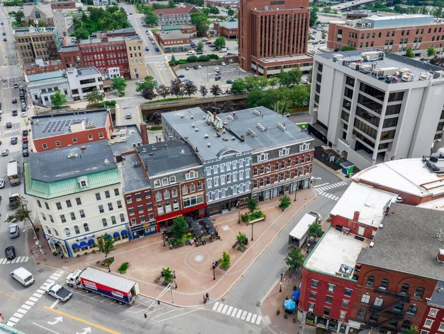 The Phenix Historic Dtwn Hotel, King Bed, Room # 309 Bangor Exterior foto